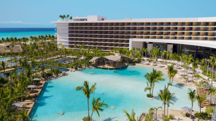 Avis Hotel Secrets Moxché Playa del Carmen